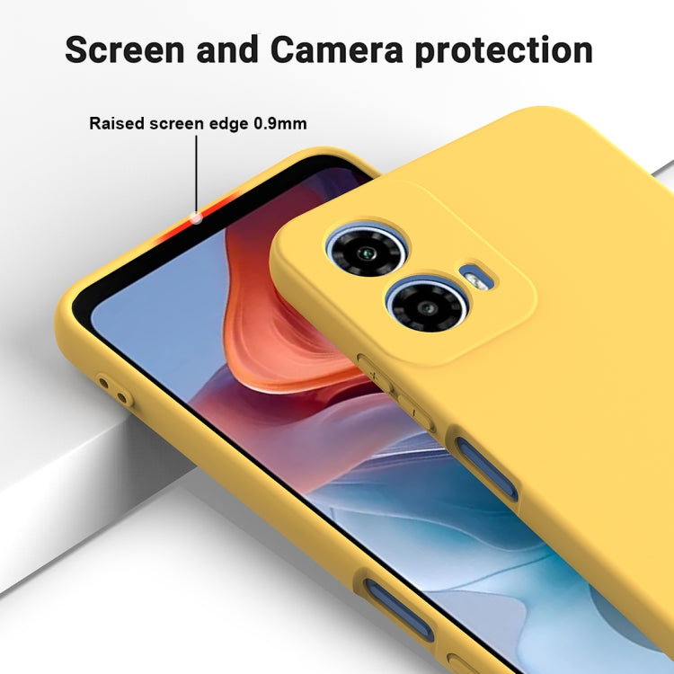 For Motorola Moto G34 Pure Color Liquid Silicone Shockproof Phone Case(Yellow) - Motorola Cases by PMC Jewellery | Online Shopping South Africa | PMC Jewellery | Buy Now Pay Later Mobicred