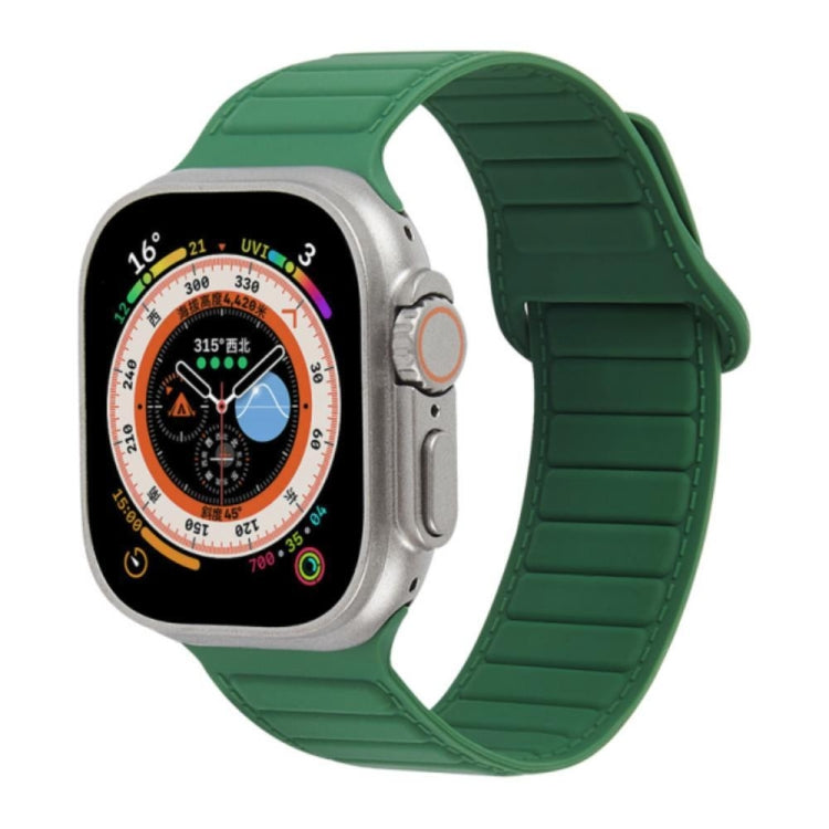 For Apple Watch 7 41mm Loop Magnetic Silicone Watch Band(Green) - Watch Bands by PMC Jewellery | Online Shopping South Africa | PMC Jewellery